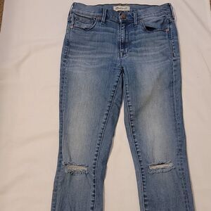Madewell destressed jeans size 27